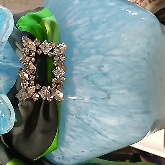 Vintage Crystal Rhinestone Scarf Clip - Picture 2 of 6